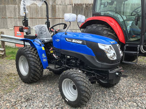 Tracteur professionnel Solis 50hp avec pneus 24.5x32 et certificat CE à vendre - Product Image 4