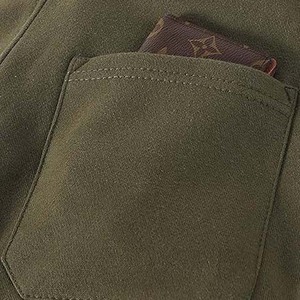 Cómodos pantalones cortos de entrenamiento de algodón de 5 pulgadas con diseño elegante de tela suave al tacto para un estilo de vida activo para hombres - Product Image 6