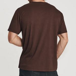 Camiseta de Hombre al por Mayor, Cuello Redondo, Corte Regular, Transpirable, Color Sólido Personalizado con Logotipo - Product Image 3