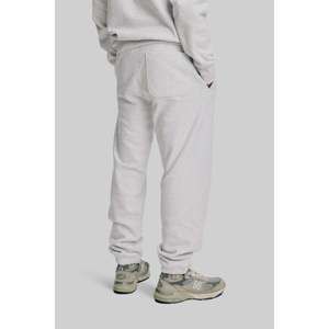 Pantalones Deportivos de Algodón Bordados a la Moda de Marca Privada para Invierno y Verano - Product Image 4