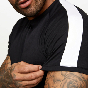Conjunto doble personalizado de alta calidad para hombres y mujeres Camiseta de 2 piezas y pantalones cortos disponibles a precio al por mayor - Product Image 5
