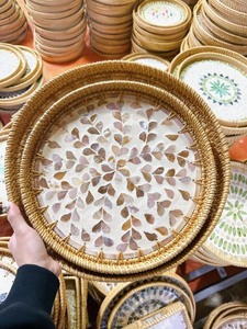 ถาดหวายไม้ไผ่ชั้นเดียวสีน้ำเงินสำหรับมหาสมุทรถาดเสิร์ฟเครื่องเขินงานหัตถกรรมเครื่องเขินพร้อมฝังไข่มุกแม่จากเวียดนาม - Product Image 3