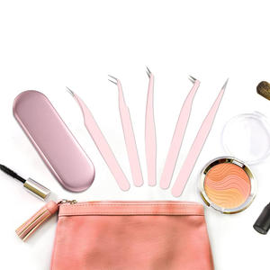 Ensemble de pinces à cils à adhérence parfaite de haute qualité en acier inoxydable avec logo personnalisé et emballage à pointes multiples pour extension de cils - Product Image 6