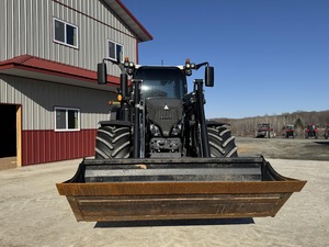 Original Fendt Agricultural Tractor Premium Quality Available <b>for</b> <b>Sale</b> - Product Image 2