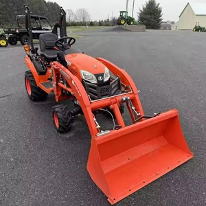 Tracteur utilitaire compact Kubota LA344 4x4 diesel avec chargeur frontal pour l'utilisation en jardin et en ferme - Product Image 5
