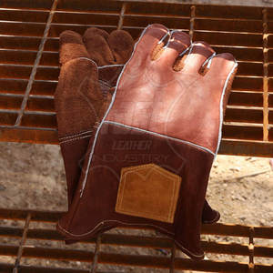 ถุงมือหนังสำหรับงานเชื่อมจากโรงงานโดยตรง จำหน่ายจำนวนมาก รับผลิตแบบ OEM พร้อมสกรีนโลโก้ ผู้ผลิตถุงมือหนังสำหรับงานเชื่อม ขายส่ง - Product Image 3