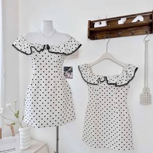 Robe d'été courte à épaules dénudées pour femme, à pois noirs et blancs, OEM - Product Image 1