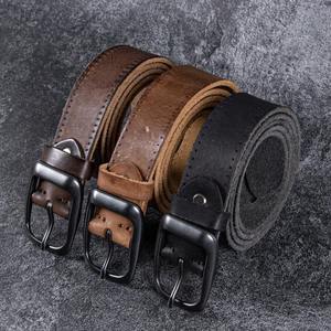 Cinturón de cuero minimalista de excelente calidad Cincher de cintura de moda con detalle de hebilla elegante disponible a precio de fábrica - Product Image 1