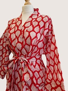 Bata Larga de Mujer con Estampado de Hojas Rojas, Manga Tres Cuartos, Cuello Mandarín, 100% Algodón Suave, Estilo Casual de Primavera con Cordón Ajustable - Product Image 2