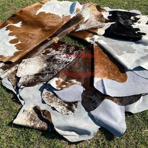 Peau de vache cheveux longs conception tapis peaux et accessoires vestimentaires-pour la décoration intérieure artisanat meubles canapés bagages et oreillers - Product Image 6