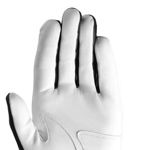 Gants de golf en cuir véritable de haute qualité, fabriqués sur mesure, conçus pour un confort respirant et un ajustement flexible lors des séances de golf quotidiennes - Product Image 5