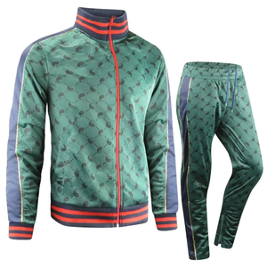 Chándal de poliéster ecológico de talla grande para mujer con logotipo personalizado OEM, ropa transpirable para mujer para conjuntos de temporada de primavera - Product Image 2