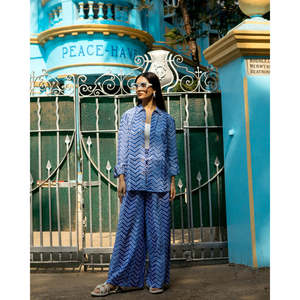 Casual Blue Chevron Co-ord Set for Spring/Summer XL Size Three-Quarter Sleeve <b>Top</b> and Above Knee Shorts <b>One</b> Set - Product Image 1