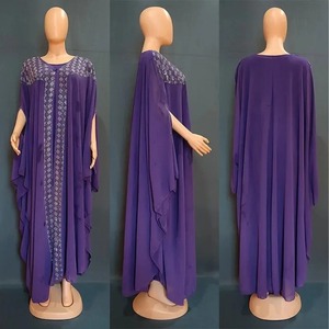 Kaftan Nouvelle Abaya Musulmane en Chiffon Robe Longue Ensemble 2 Pièces Grande Taille Polyester Tailles Personnalisables 2024 - Product Image 3