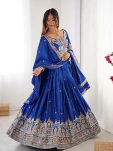 Nouvelle tenue de fête lehenga choli pour les vêtements de fête et les vêtements de mariage ainsi saison des fêtes détails Lehenga tissu crêpe naturelle - Product Image 6