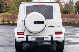 รถยนต์มือสอง AMG G63 ปี 2025 เครื่องยนต์เบนซิน 4.0 ลิตร V8 ทวินเทอร์โบ ไฮบริด ขับเคลื่อนสี่ล้อ เกียร์อัตโนมัติ 9 สปีด รถอเนกประสงค์สุดหรู 5 ที่นั่ง ประเภทครอสโอเวอร์ SUV - Product Image 2