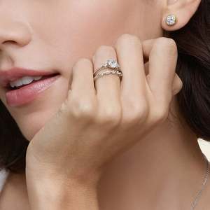 อาเรีย เพอร์เฟค ฟิตแหวนเพชรสามเม็ด ทองคำขาว 14K - Product Image 2