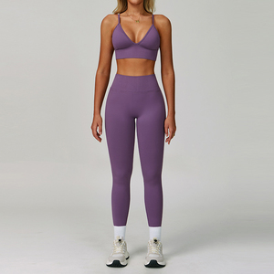 Ensemble de vêtements de gym et de fitness pour femmes grande taille personnalisé Pantalon de yoga imperméable Short de levage des fesses Hauts courts d'entraînement Nouveaux sports d'entraînement - Product Image 2