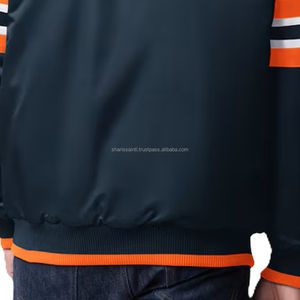 Veste universitaire vintage sur mesure OEM pour hommes, col montant, style court, avec broderie en chenille et chaîne pour l'hiver - Product Image 4