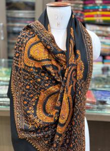 Châle cachemire traditionnel en hiver élégant à la mode solide rouge Sozni Border Pure Wrap en laine Matériau en cachemire durable - Product Image 2