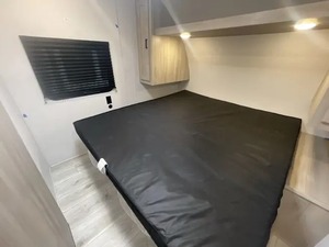 New 2025 East To West S-i-l-v-e-r Lake 2400BH ready for sale - Product Image 6