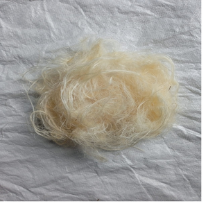 Fibra de plátano suave natural hecha de fibra de plátano 100% ideal para usar como relleno y para rellenos adecuados para reventa - Product Image 3