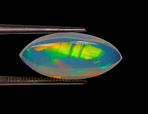 Cabochon d'opale éthiopienne créé en laboratoire Welo Shiny Rainbow Galaxy Fire Opal Gemstone Marquise Shape 20x10mm Smooth Opal Gems Aini - Product Image 3