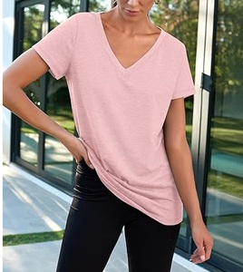 T-shirt à col en V uni multicolore sur mesure OEM, taille plus, coupe régulière pour homme, écologique, respirant, 100% coton, logo personnalisable - Product Image 2