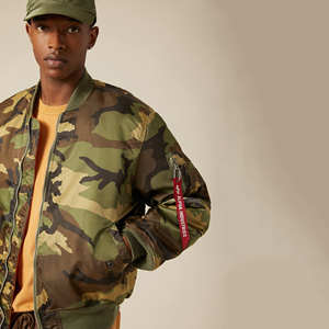 2025 Men's 100% Polyester Satin Bomber Jacket Quick <b>Dry</b> Waterproof <b>Coat</b> with Stand Collar Street Wear Style for Winter - Product Image 2