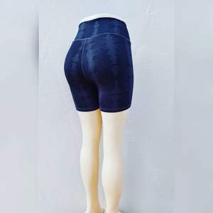 Pantalones cortos de botín personalizados de alta calidad sublimación Yoga mujeres entrenamiento atlético cintura alta gimnasio pantalones cortos moda Bum pantalones cortos transpirables - Product Image 5