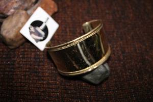 Bracelet à manchette large en laiton uni, Bracelet à manchette large, manchette de bras, personnalisé, gravé, large, de traditionnel - Product Image 2