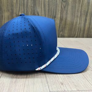 Casquette de baseball bleue à 5 panneaux, ajustable, respirante, en maille, unisexe, couleur unie, chapeau décontracté de plage, logo personnalisé brodé - Product Image 3
