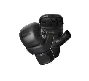 Gants de sparring MMA personnalisés en cuir OEM avec rembourrage ergonomique en mousse pour le pouce au meilleur prix - Product Image 2
