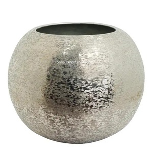 Texture Design Vase à fleurs en métal argent fini pour la maison entrée décoration de sol extérieur Vase à fleurs de forme ronde - Product Image 2