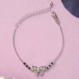 Compre Pulseras Mangalsutra de Plata Pura con Forma de Mariposa, Regalo para Esposa - Product Image 2