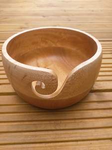 El último cuenco de hilo de madera para ganchillo, cuenco de tejer de madera de gran tamaño, 7 "x 4" pulgadas, producto de uso y venta hecho a mano, estilo japonés - Product Image 3