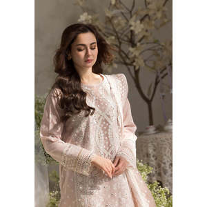 ผ้าชีฟองปักลายหรูหรา Sobia Nazir รุ่น TC-1633 L25-9A สำหรับฤดูใบไม้ผลิ/ฤดูร้อน - Product Image 3