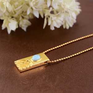 Nouvel Arrivage Collier Minimaliste Géométrique en Larimar, Pendentif en Laiton avec Pierre Précieuse, Bijoux Délicats Plaqué Or 18 carats pour Femme, Vente en Gros/OEM/ODM - Product Image 4
