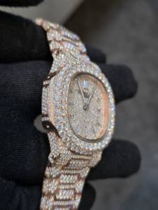 Reloj VVS LAB de Lujo con Movimiento Mecánico Completo, Cristal de Zafiro, Silicona, 41 mm, Tono Rosa, con Diamantes y Piedras Preciosas - Product Image 2