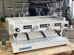Máquina de Espresso La Marzoocco Linea Classic AV de 2 Grupos, Lista para Enviar, Mejores Ventas - Product Image 3