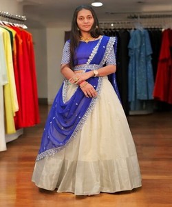 Lehenga choli ผ้าออแกนซ่ามาใหม่เสื้อผ้าสำหรับงานแต่งงาน Dupatta ขายส่ง - Product Image 1