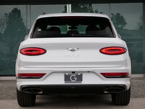 เบนท์ลีย์ เบนเทย์กา วี8 เอดวีดี ปี 2025 - Product Image 5