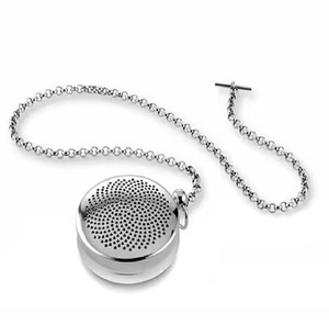 Colador de café en acero inoxidable plateado con acabado bien pulido, perfecto para utensilios de cocina y accesorios para bebidas - Product Image 1