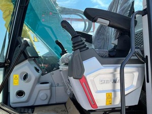 Dominer les emplois urbains/SWE155UF Excavatrice à queue courte - Product Image 5