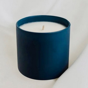 Bougies d'Aromathérapie aux Huiles Essentielles Personnalisables dans un Bocal en Verre Dépoli Logo de Parfum de Couleur de Taille Personnalisable pour Noël - Product Image 3