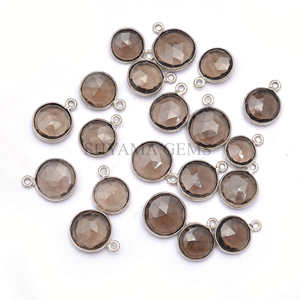 จี้ควอทซ์สโมควอทซ์สโมคกี้ธรรมชาติชุบทอง14K อัญมณีเหลี่ยมเพชรพลอยสำหรับทำเครื่องประดับขายส่งจากโรงงานผู้ผลิตอินเดีย - Product Image 1