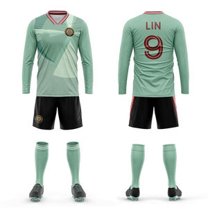 Camiseta de fútbol para hombre y mujer diseñada a medida para ropa de fútbol - Product Image 4