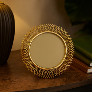 Premium Modern <b>Metal</b> <b>Photo</b> <b>Frame</b> for Home Decoration Eco-Friendly Customizable Size & Color Elegant Tabletop Display - Product Image 3