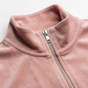 Conjuntos Deportivos de Felpa de Algodón Puro para Mujer, Elegantes, con Etiqueta de Logotipo Personalizable, de Alta Calidad, Suaves y Cálidos para Gimnasio - Product Image 4