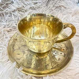 High quality brass <b>tea</b> <b>cup</b> <b>and</b> <b>saucer</b> set with traditional motifs <b>and</b> durable design for cultural <b>tea</b> events - Product Image 6